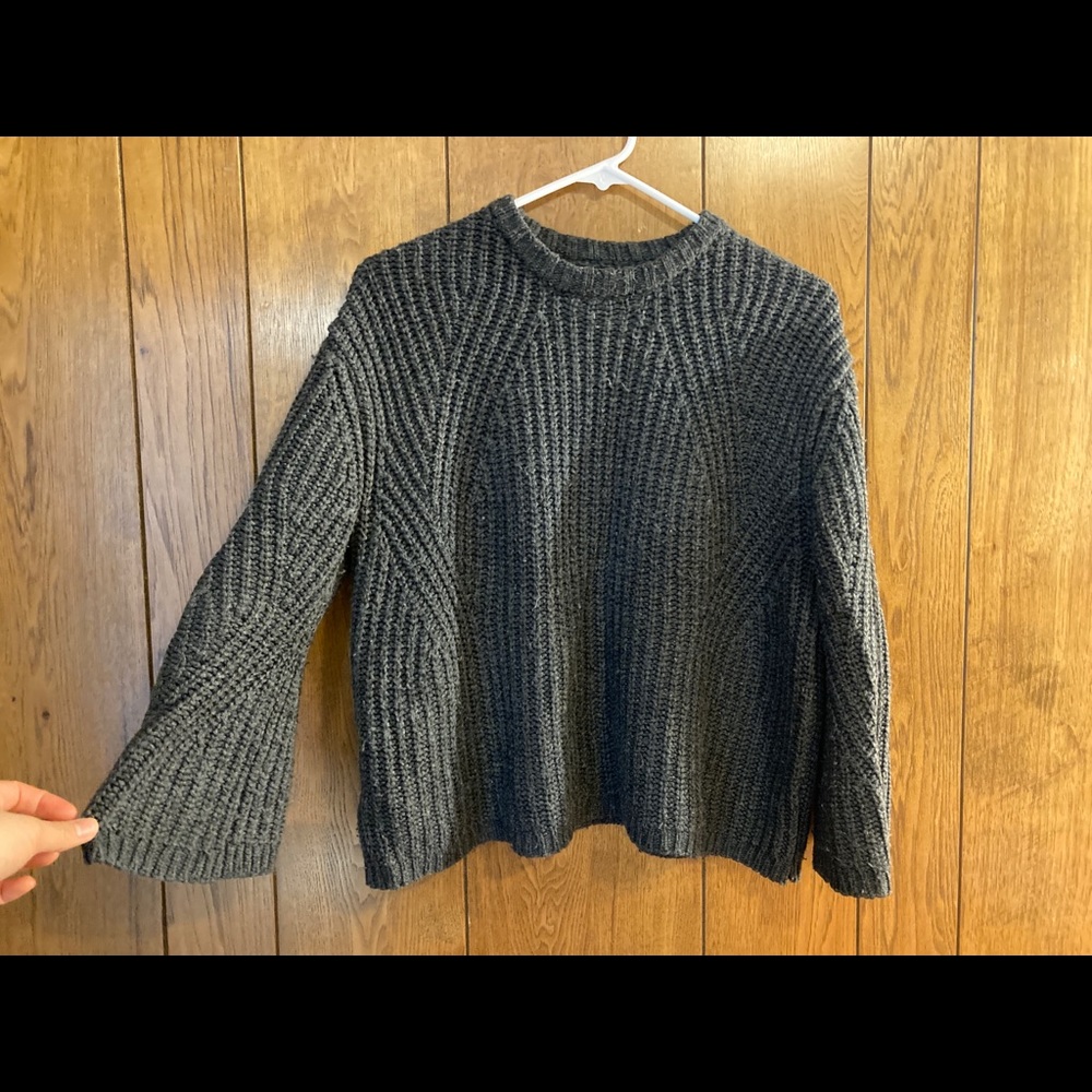 Grey mango bell sleeve sweater